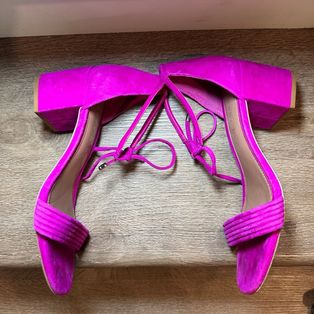 Heels - Picture 7 of 12